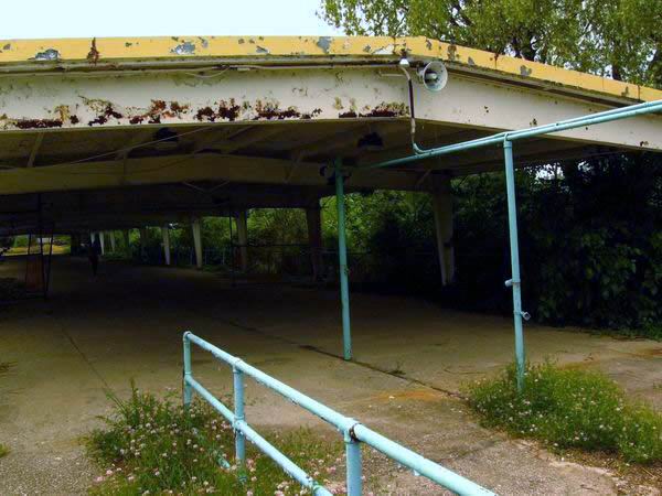 Bob-Lo Island - Pic 2 Dock And Entrance (newer photo)